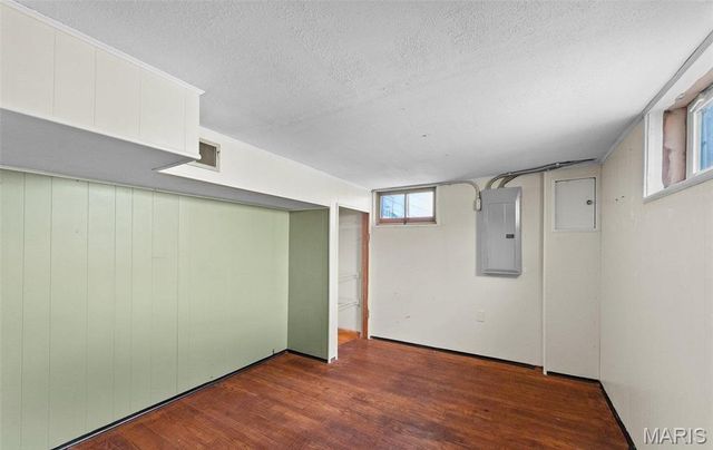 10228 Saint Arsene Lane, St Ann, MO 63074