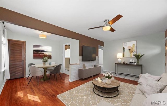 10228 Saint Arsene Lane, St Ann, MO 63074