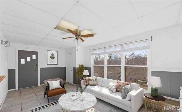 10228 Saint Arsene Lane, St Ann, MO 63074