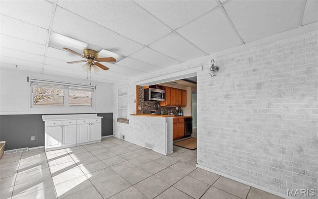 10228 Saint Arsene Lane, St Ann, MO 63074