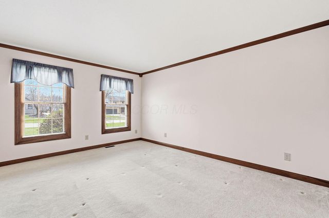 9650 Wagonwood Drive NW, Pickerington, OH 43147