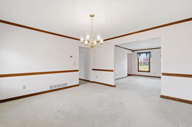 9650 Wagonwood Drive NW, Pickerington, OH 43147