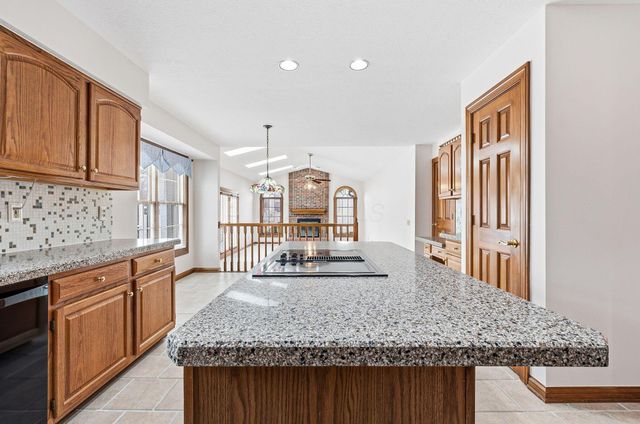 9650 Wagonwood Drive NW, Pickerington, OH 43147