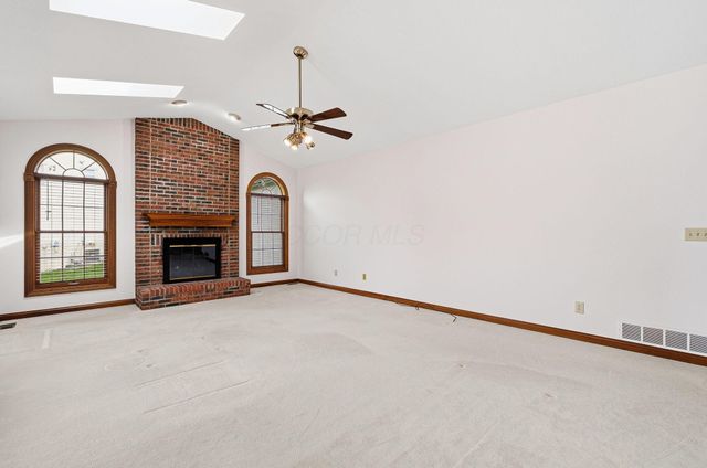 9650 Wagonwood Drive NW, Pickerington, OH 43147