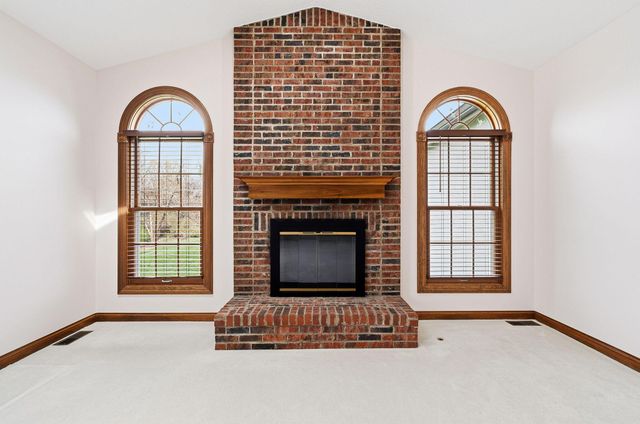 9650 Wagonwood Drive NW, Pickerington, OH 43147