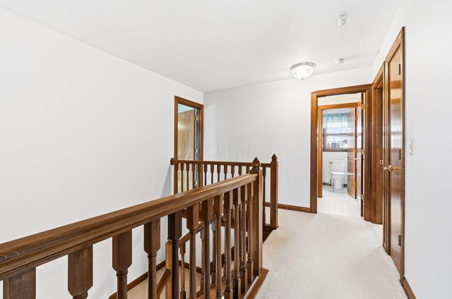 9650 Wagonwood Drive NW, Pickerington, OH 43147