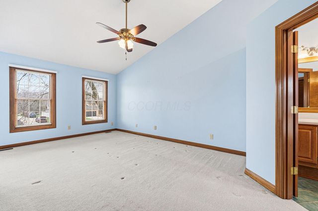 9650 Wagonwood Drive NW, Pickerington, OH 43147