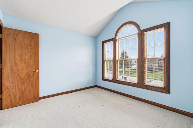 9650 Wagonwood Drive NW, Pickerington, OH 43147