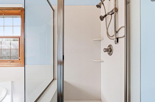 9650 Wagonwood Drive NW, Pickerington, OH 43147