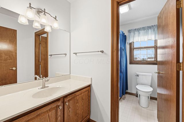 9650 Wagonwood Drive NW, Pickerington, OH 43147