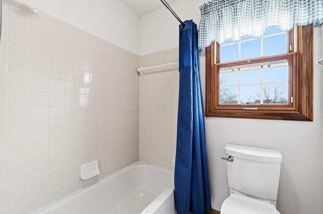 9650 Wagonwood Drive NW, Pickerington, OH 43147