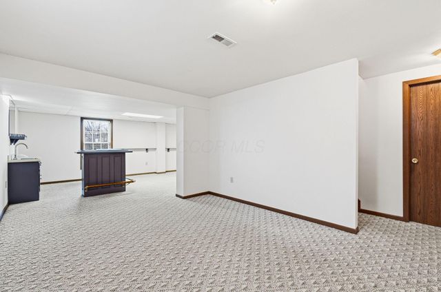 9650 Wagonwood Drive NW, Pickerington, OH 43147