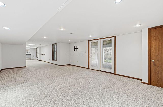 9650 Wagonwood Drive NW, Pickerington, OH 43147