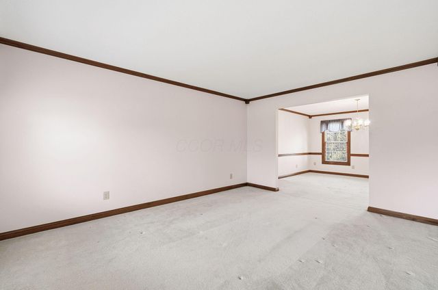 9650 Wagonwood Drive NW, Pickerington, OH 43147