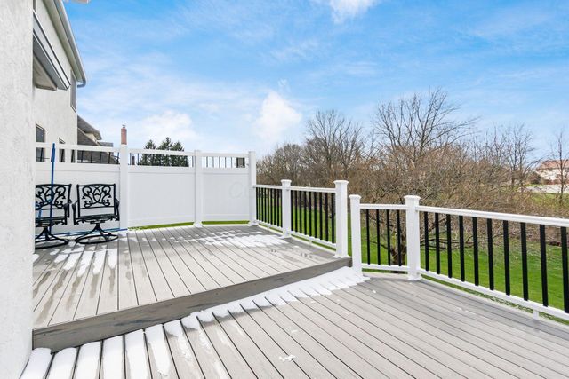 9650 Wagonwood Drive NW, Pickerington, OH 43147