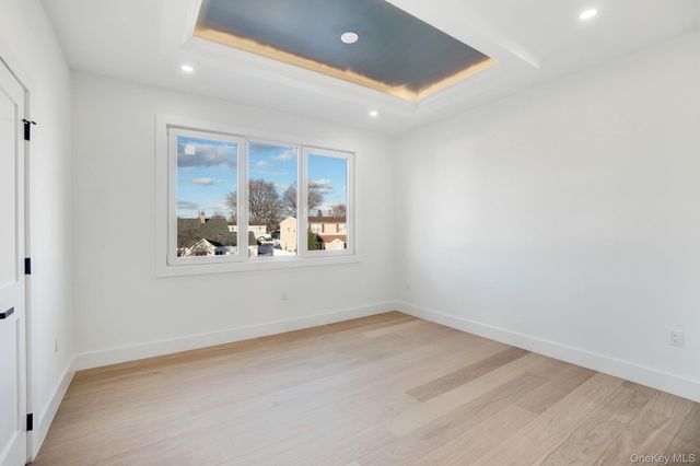 35 Castle Lane, Levittown, NY 11756