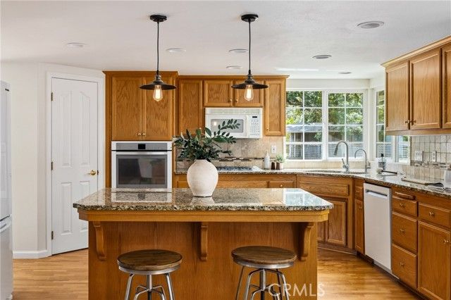 12055 Cenegal Road, Atascadero, CA 93422