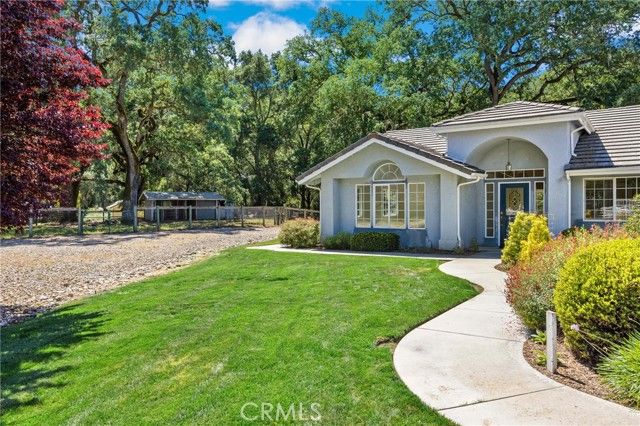 12055 Cenegal Road, Atascadero, CA 93422