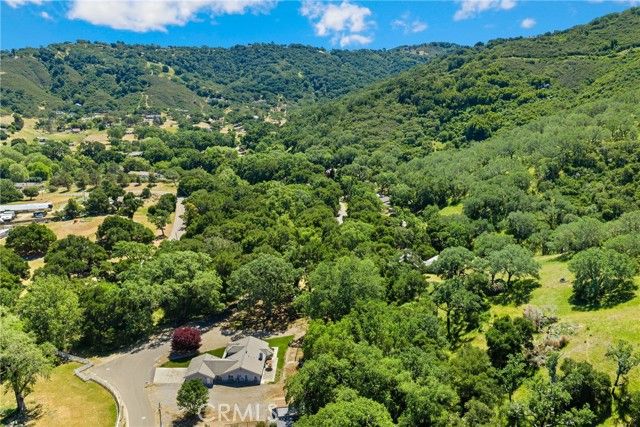 12055 Cenegal Road, Atascadero, CA 93422
