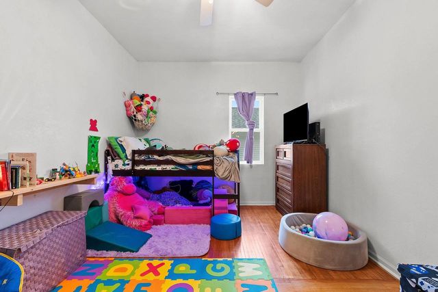 1011 BLAINE STREET, Marinette, WI 54143