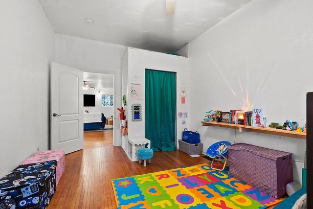 1011 BLAINE STREET, Marinette, WI 54143