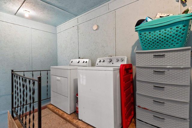 1011 BLAINE STREET, Marinette, WI 54143