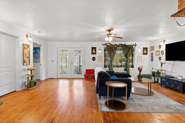 1011 BLAINE STREET, Marinette, WI 54143