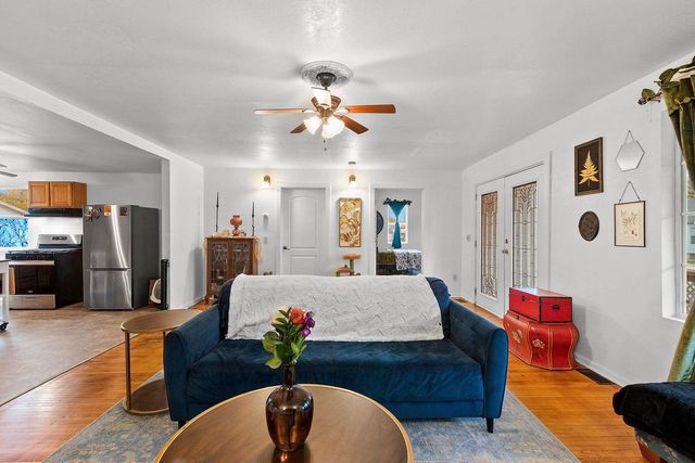 1011 BLAINE STREET, Marinette, WI 54143