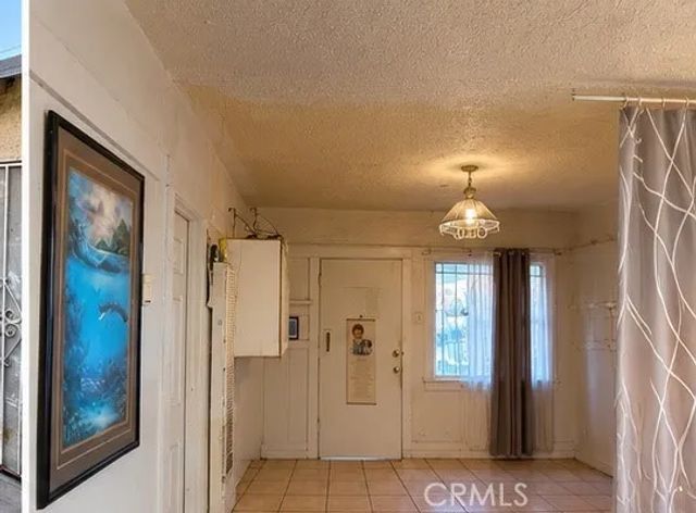 4267 Menlo, Los Angeles, CA 90037
