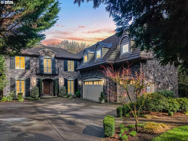2147 GLENMORRIE Ln, Lake Oswego, OR 97034