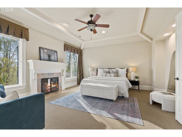 2147 GLENMORRIE Ln, Lake Oswego, OR 97034