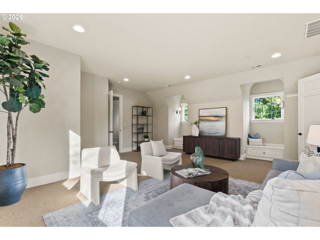 2147 GLENMORRIE Ln, Lake Oswego, OR 97034