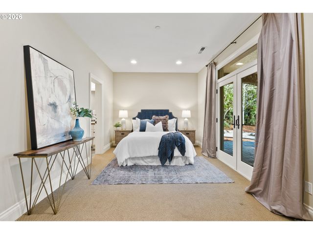 2147 GLENMORRIE Ln, Lake Oswego, OR 97034