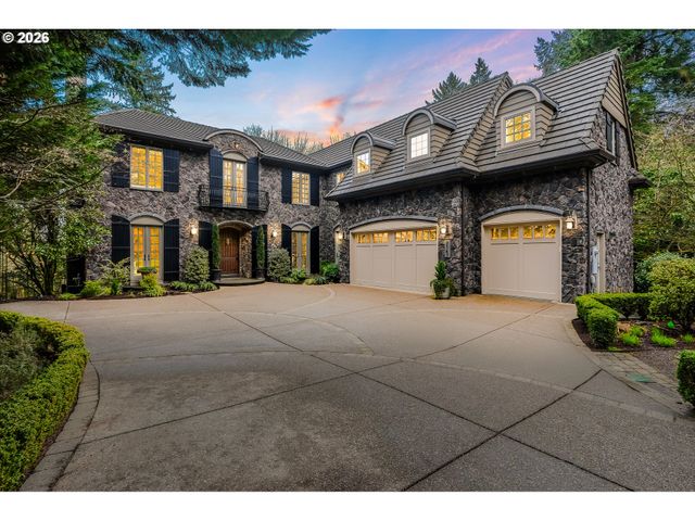 2147 GLENMORRIE Ln, Lake Oswego, OR 97034