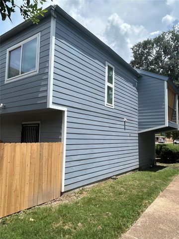 5625 Antoine Drive 1515, Houston, TX 77091