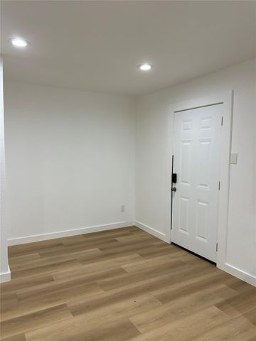 5625 Antoine Drive 1515, Houston, TX 77091
