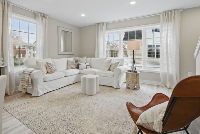 409 Prospect Avenue 6, West Hartford, CT 06119