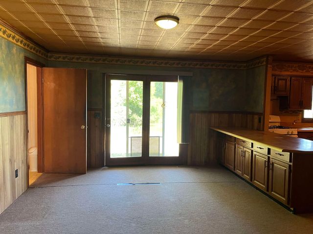 2600 W Schmeid Road, Six Lakes, MI 48886