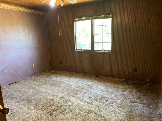 2600 W Schmeid Road, Six Lakes, MI 48886