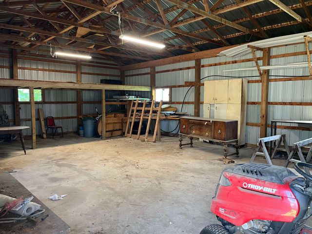 2600 W Schmeid Road, Six Lakes, MI 48886