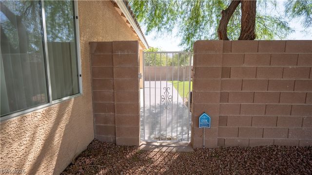 5946 Lingering Breeze Street, Las Vegas, NV 89148