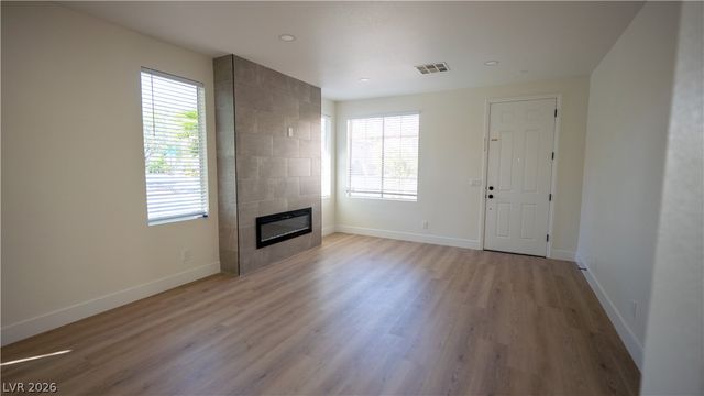 5946 Lingering Breeze Street, Las Vegas, NV 89148