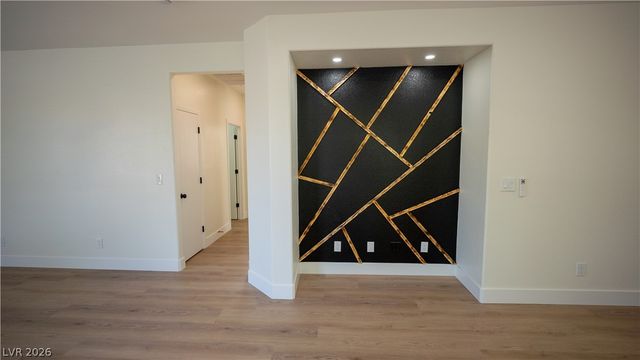 5946 Lingering Breeze Street, Las Vegas, NV 89148