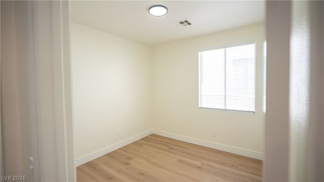 5946 Lingering Breeze Street, Las Vegas, NV 89148