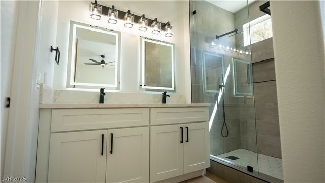 5946 Lingering Breeze Street, Las Vegas, NV 89148