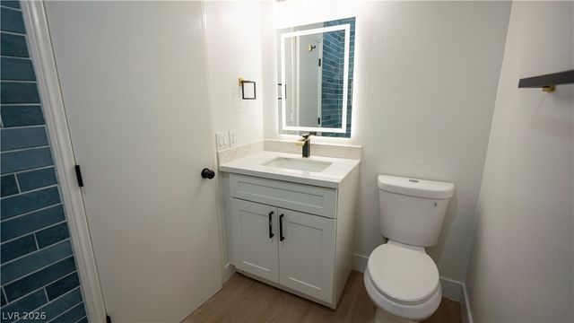 5946 Lingering Breeze Street, Las Vegas, NV 89148