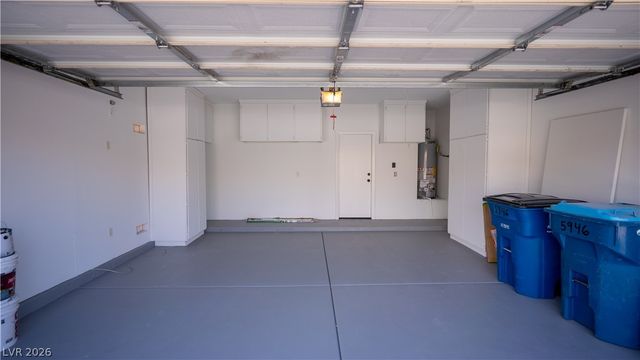 5946 Lingering Breeze Street, Las Vegas, NV 89148