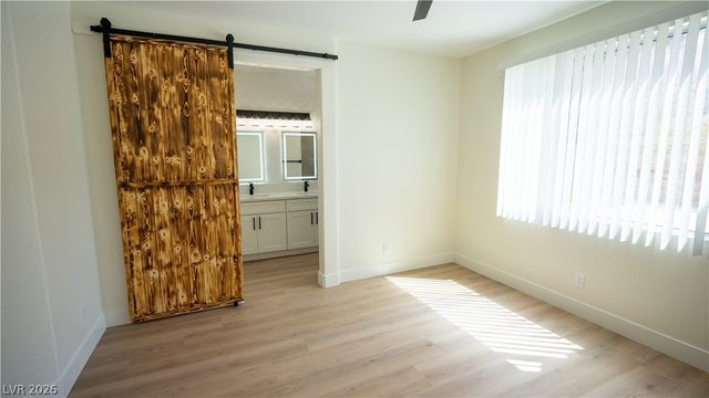 5946 Lingering Breeze Street, Las Vegas, NV 89148