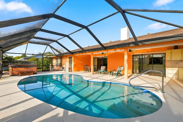 3768 Pinehurst Drive, Lake Worth, FL 33467