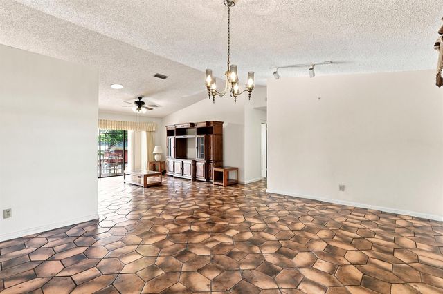 3768 Pinehurst Drive, Lake Worth, FL 33467